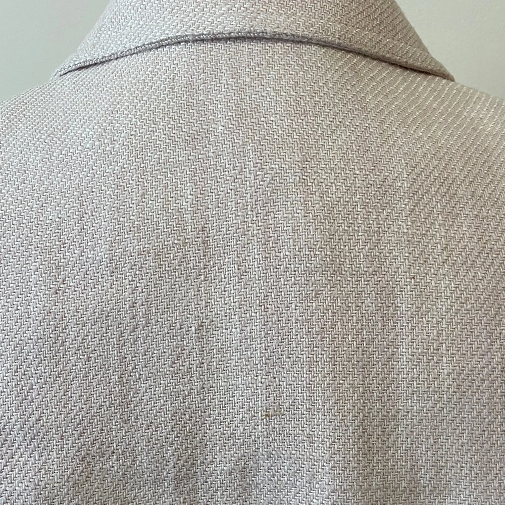 Elegant Women's Pink Blazer - Picture 7 of 11